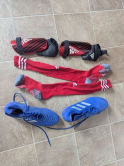 Soccer cleats