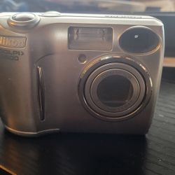 Nikon Digital Camera