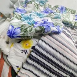 Lot Of 8 Woman's Pattern Floral Tops Tshirts And Blouses Size Medium