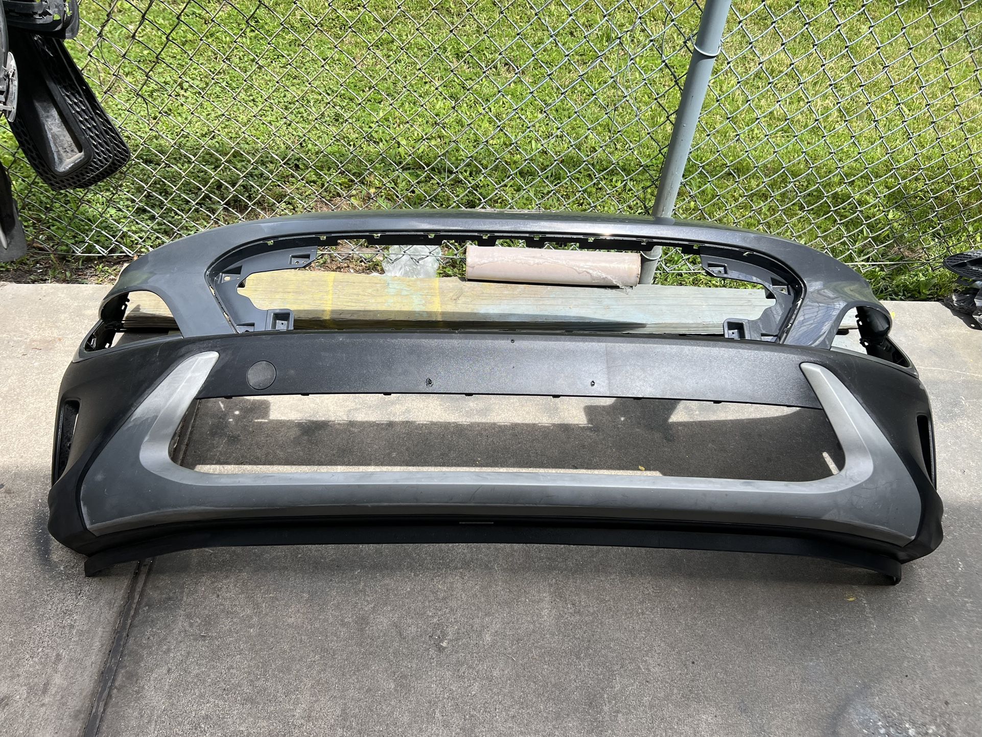 2022-2023 Hyundai Kona Front Bumper Used Oem