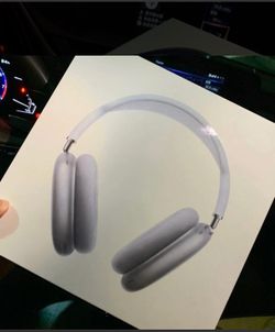 AirPod Maxes