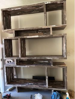 Entertainment center