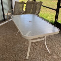 Patio Furniture 4 Chairs and Glass Table