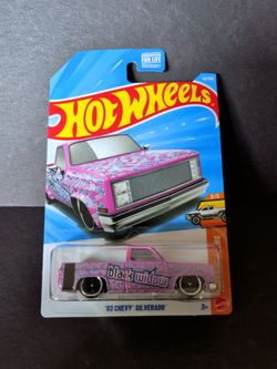 Hot Wheels Pink '83 Chevy Silverado