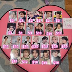 Stray Kids Photocards