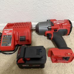 MILWAUKEE 1/2 INCH IMPACT GUN