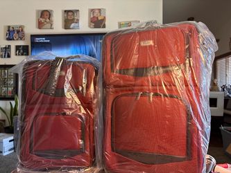 Brand new set of suitcases 1 check & 1 carry on Sycuan Casino