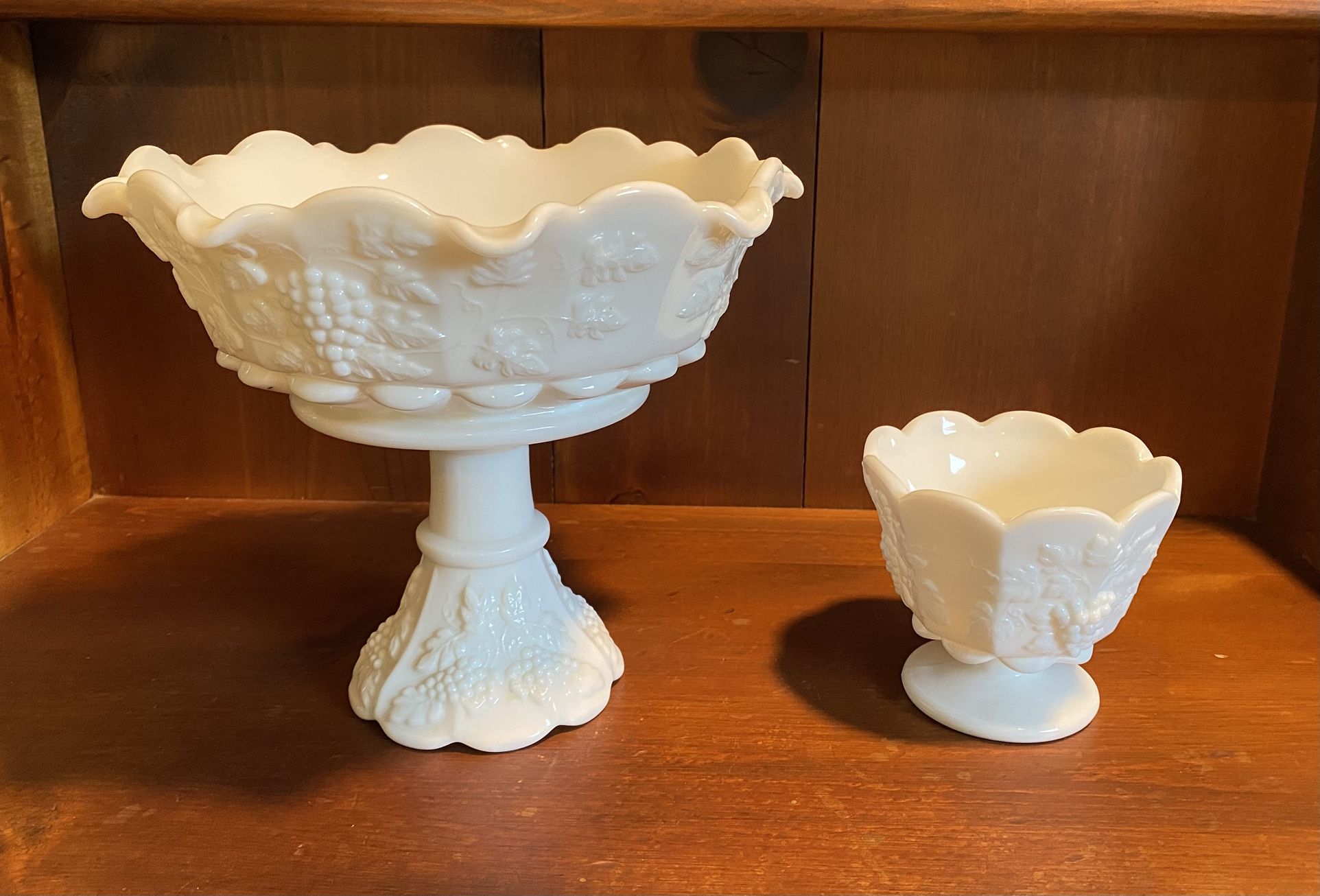 Westmoreland Milk Glass Pedestal, Fruit Bowls Large & Small * * Each $5