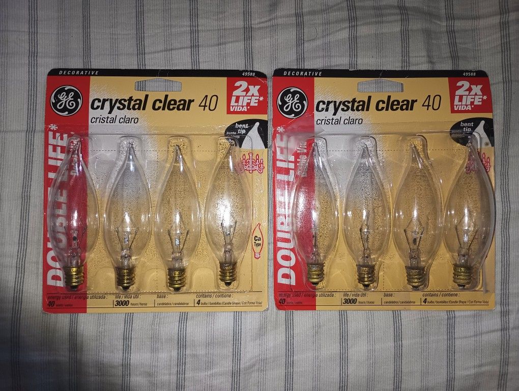 New GE Crystal Clear 40W Double Life Light Bulbs