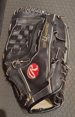 Baseball glove