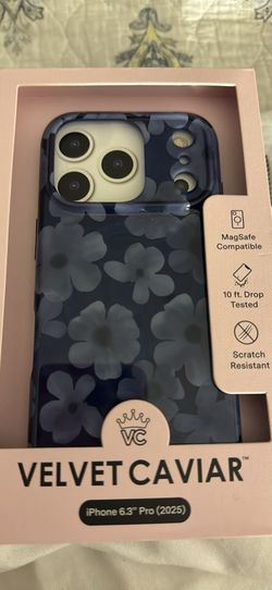 Velvet Caviar iPhone 17Pro