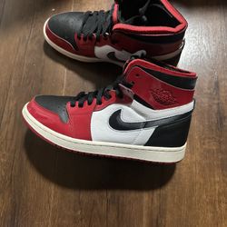 Jordan 1 high zoom patent Chicago size 8m or 9.5w 