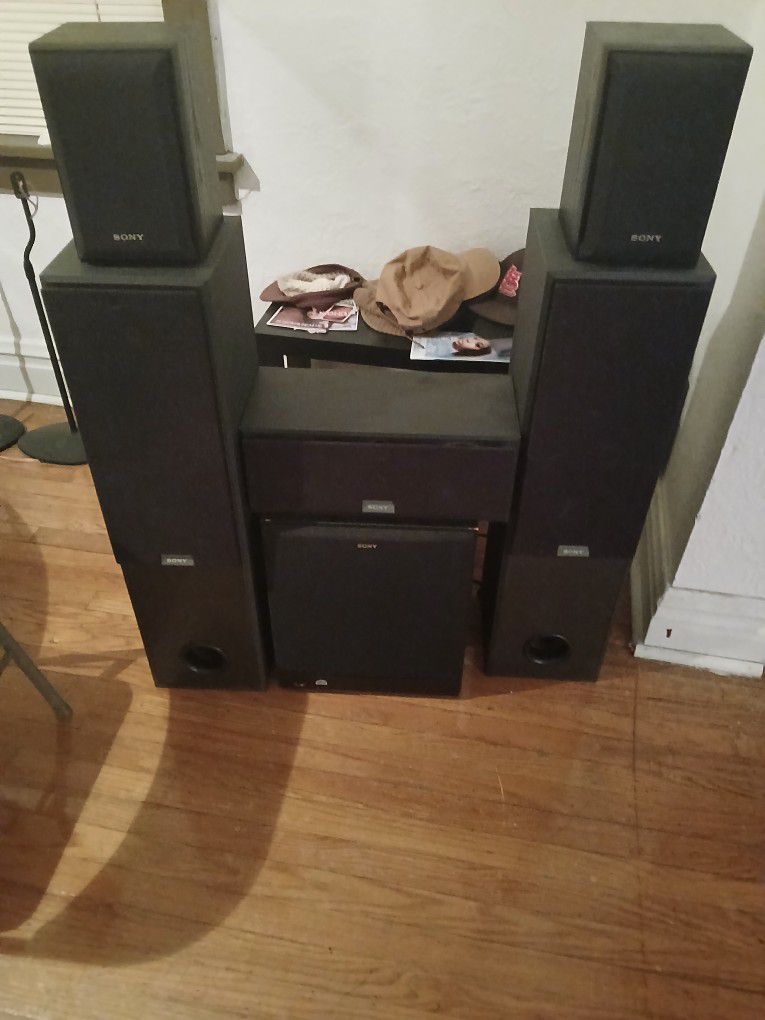 Sony Speakers And Subwoofer