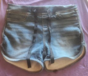 NoO BOUNDARIES SHORTS