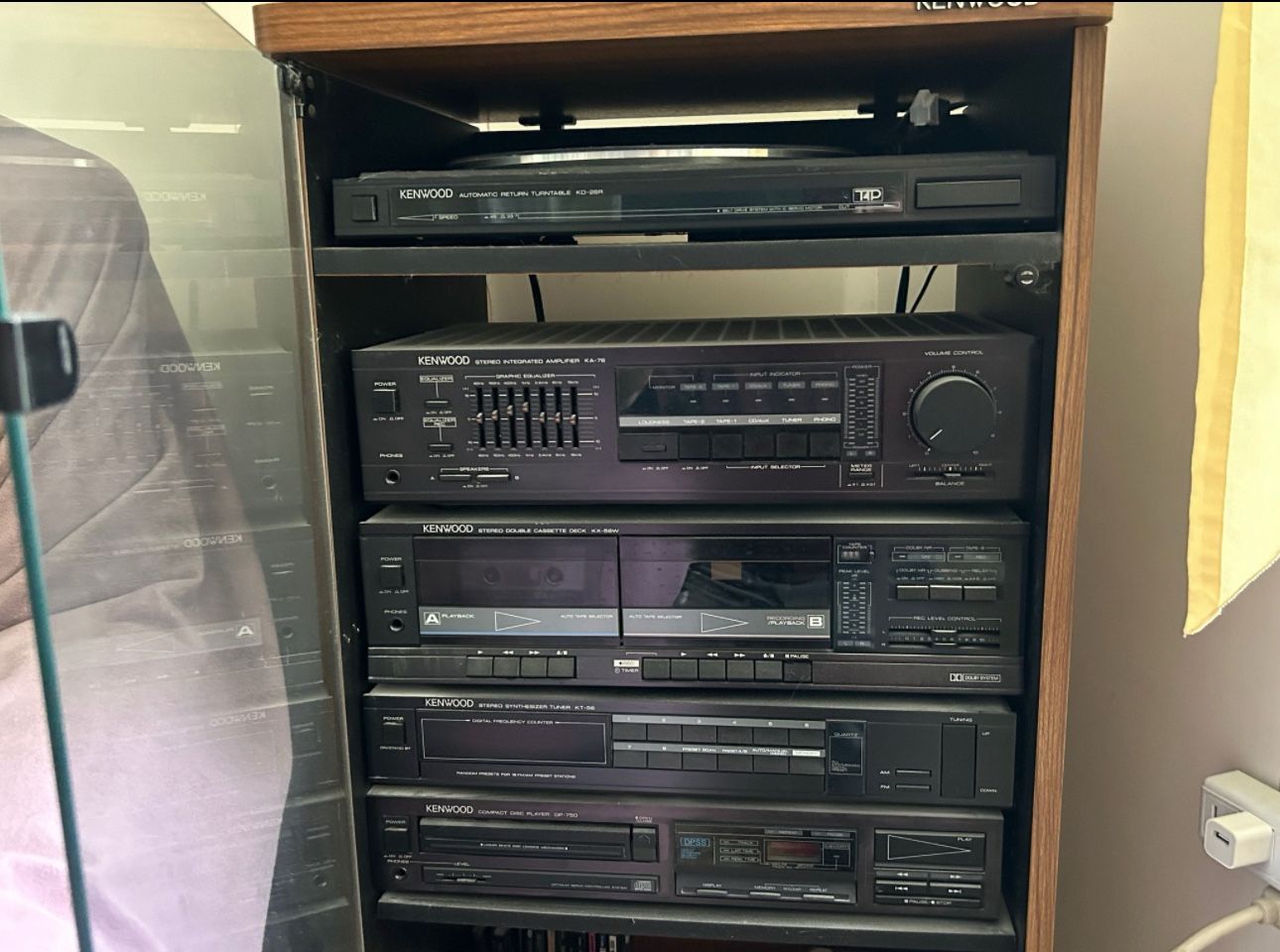 Kenwood Stereo CD Cassette Turntable 