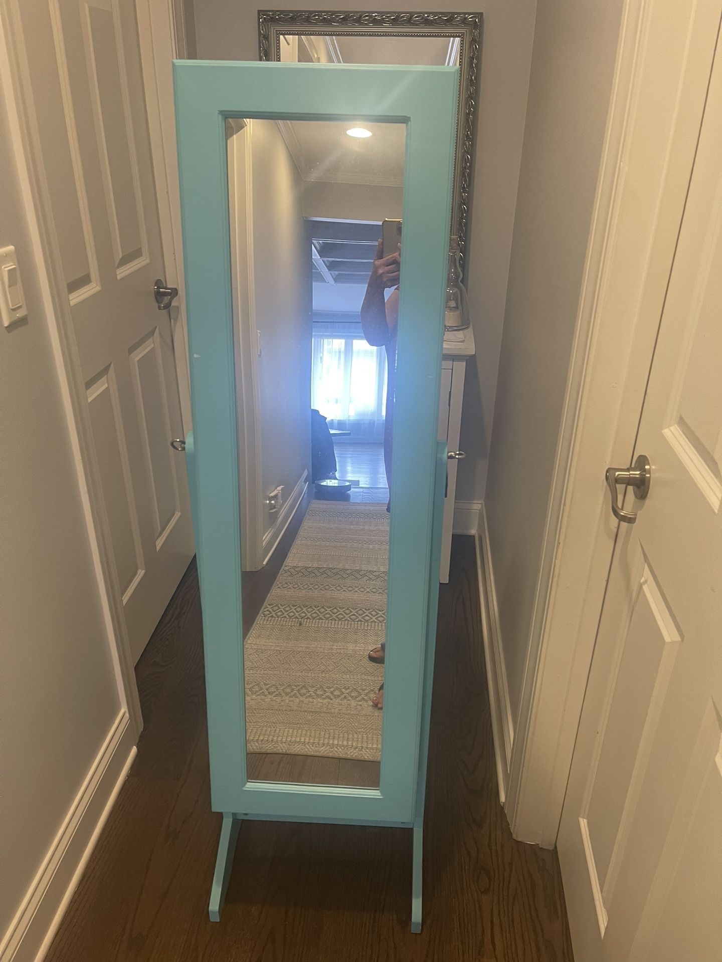 Jewelry Cabinet Armoire/mirror