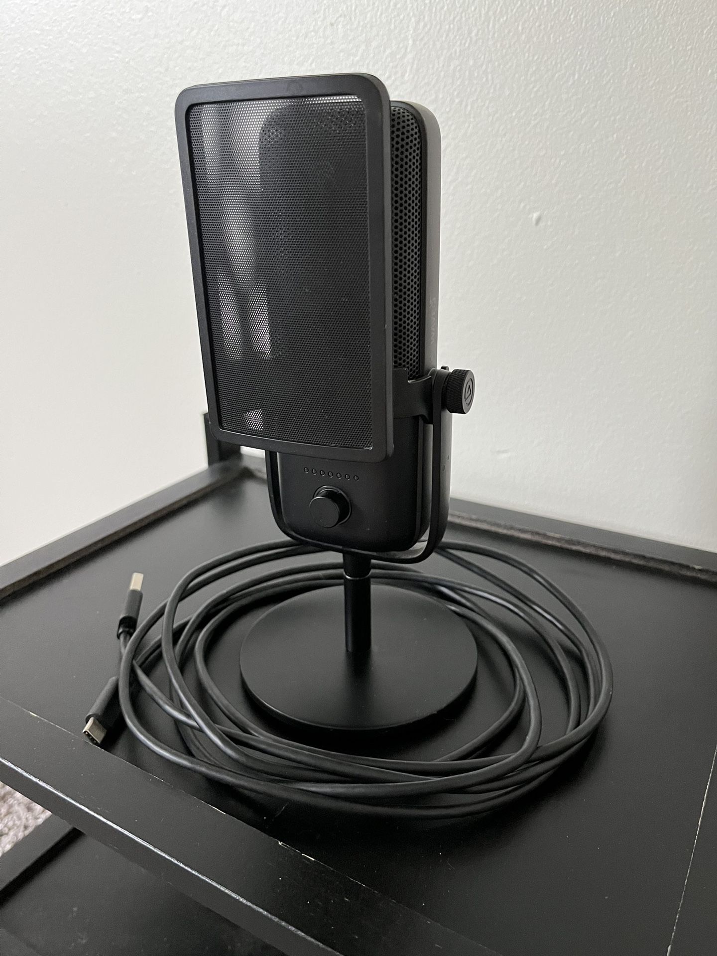Standing Mic (Elgato Wave:3)