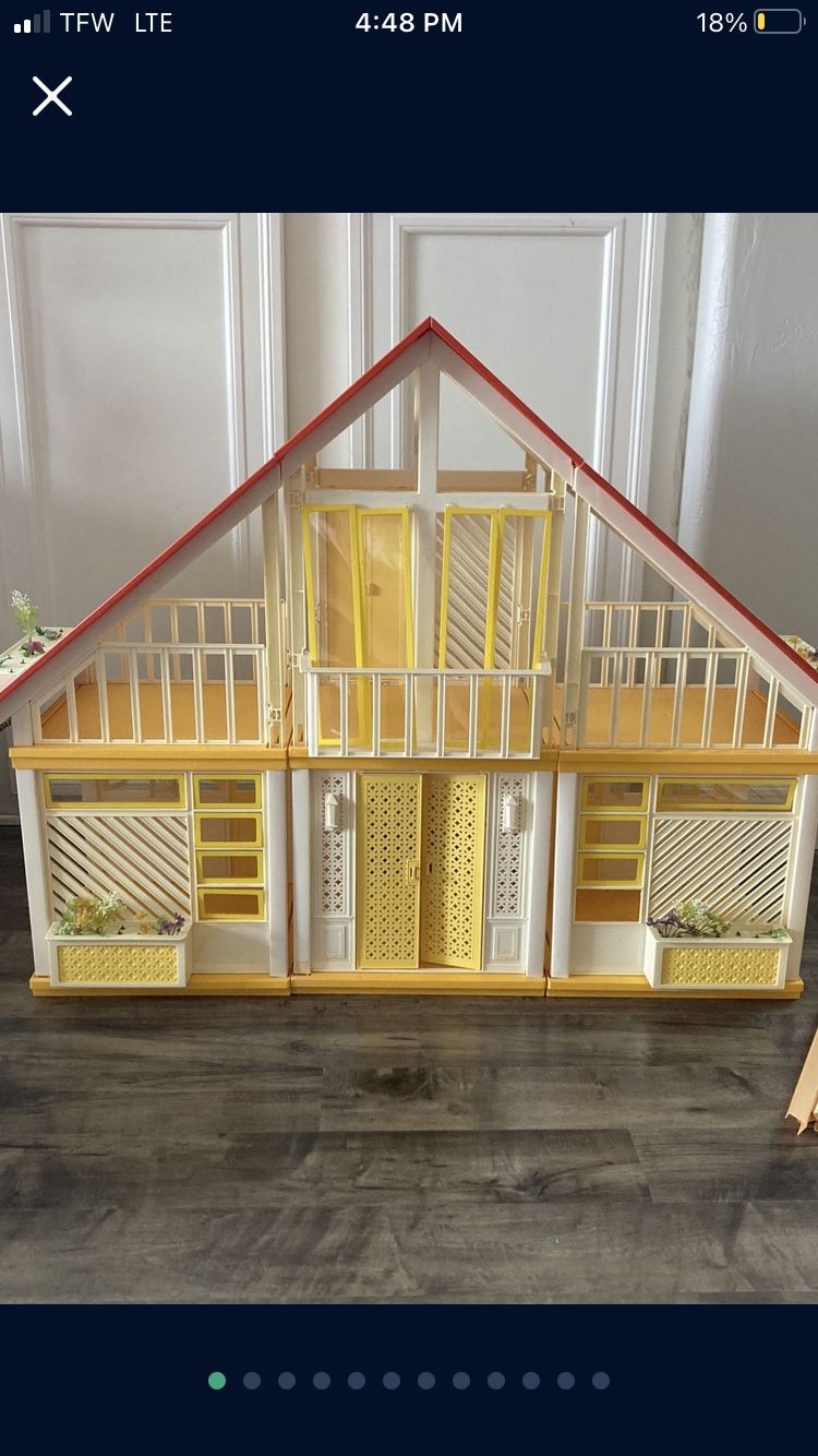 Vintage 1978 Complete Barbie Dream House A Frame Yellow Orange White