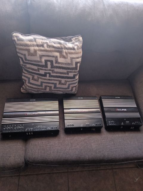 3 Eclipse Amps 2 1ch And 1 4 Ch Car Amplifiers