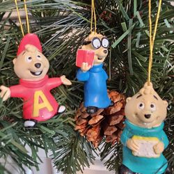 $15.00 - Christmas Ornaments, Alvin and The Chipmunks Whimsical & Colorful Accents!  Like New Condition - Set Of (3)!