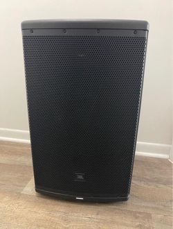 JBL Professional EON615 Powered Speaker