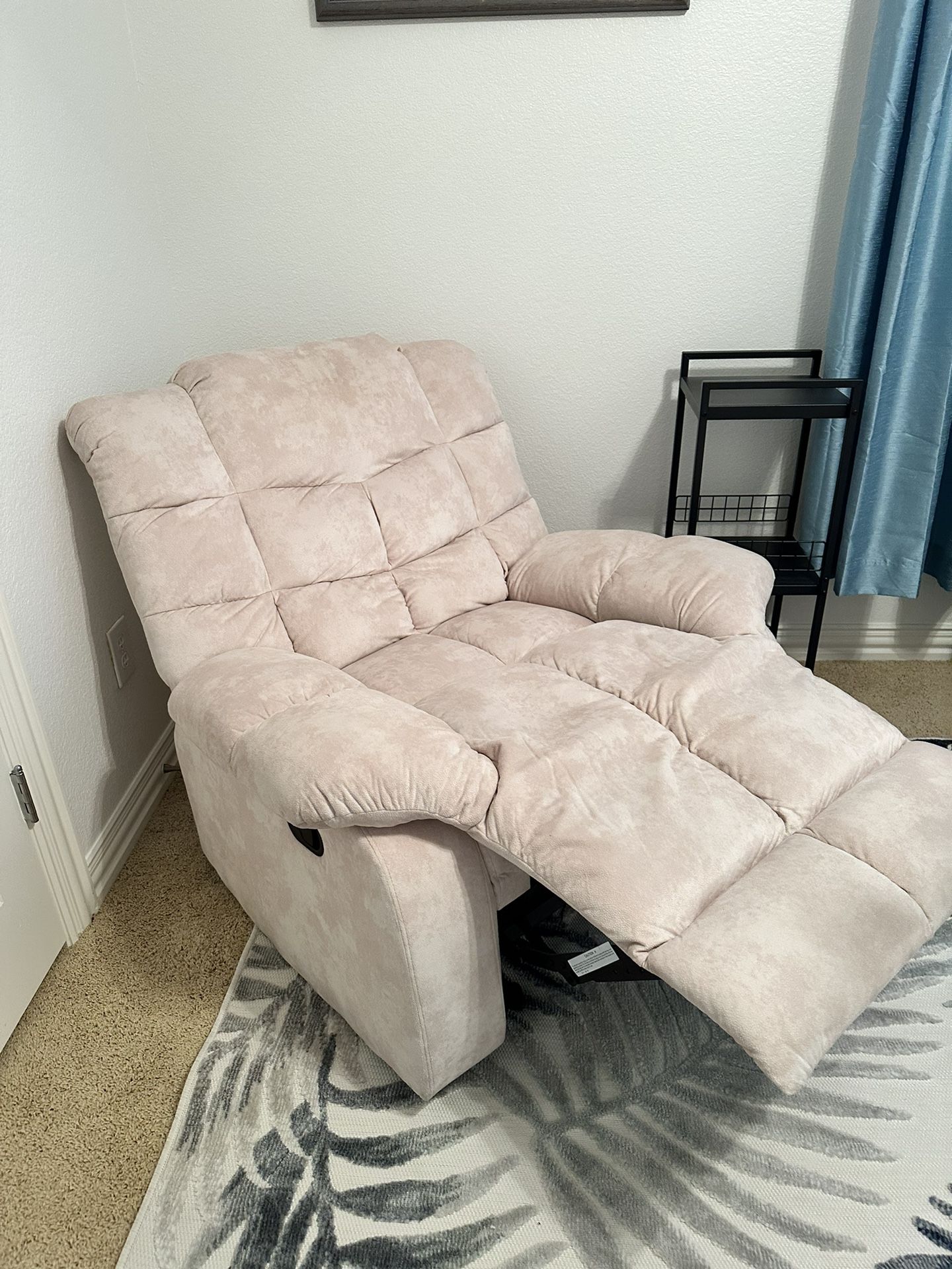 Ultra-Comfy Recliner