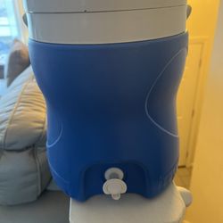 Igloo Very Large Drink Cooler ( Party Jug) 