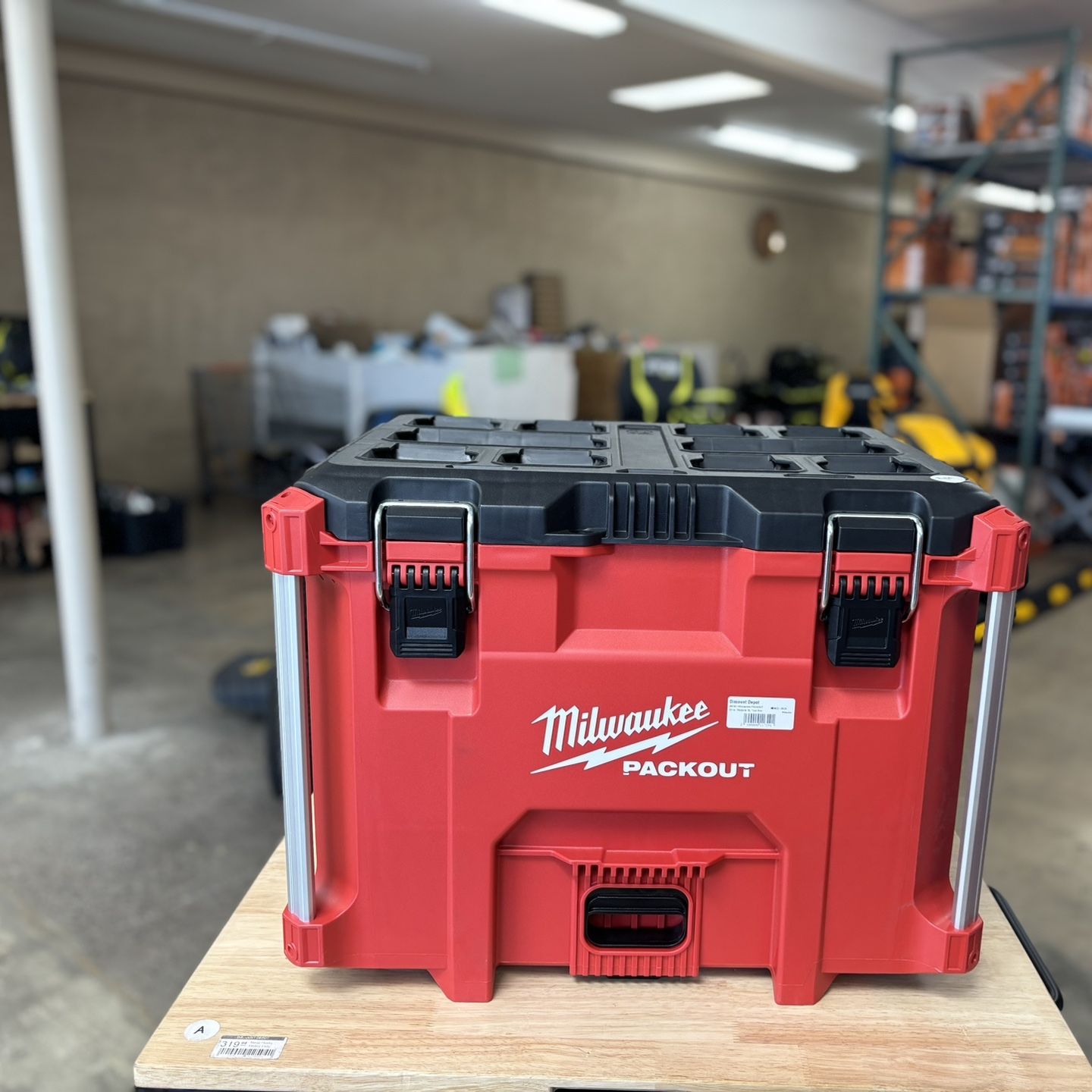 (New) Milwaukee PACKOUT 22 In. Modular XL Tool Box