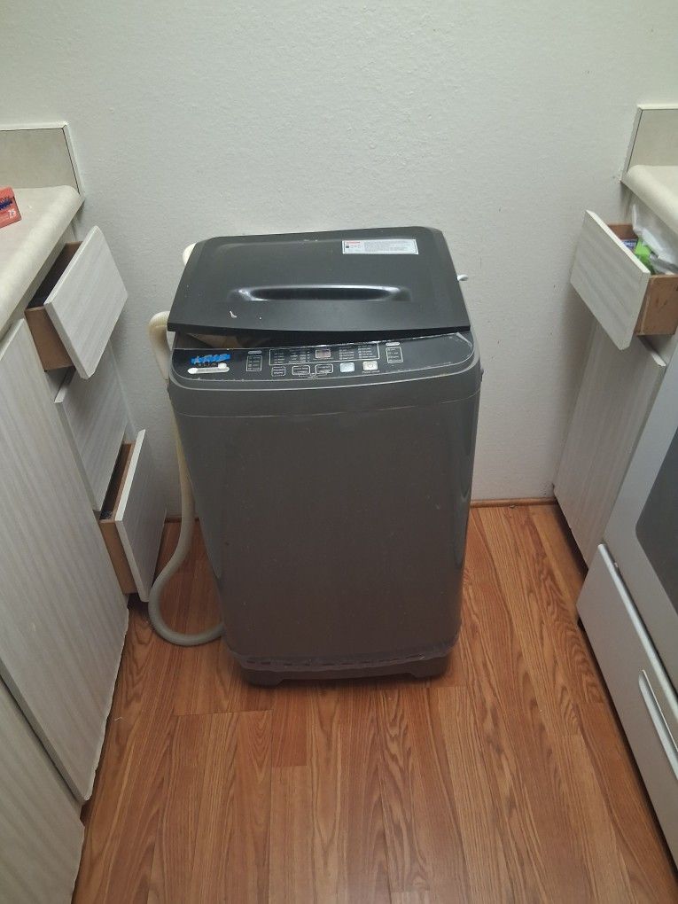 Compact Apt Washer
