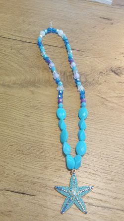 Handmade necklace set with starfish charms