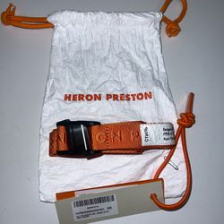 Heron Preston logo-patch buckled belt