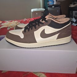 Nike Air Jordan 1 Low Mocha Brown Sneakr Sz. 10 No Box