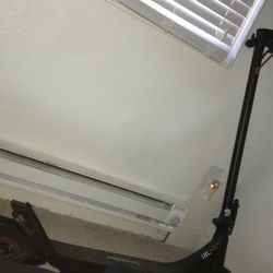 Iscooter i8L  (price negotiable )