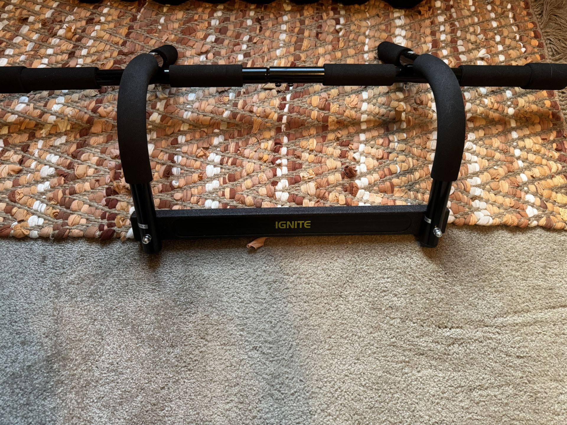 Ignite by SPRI Multi-Purpose Pull-Up bar