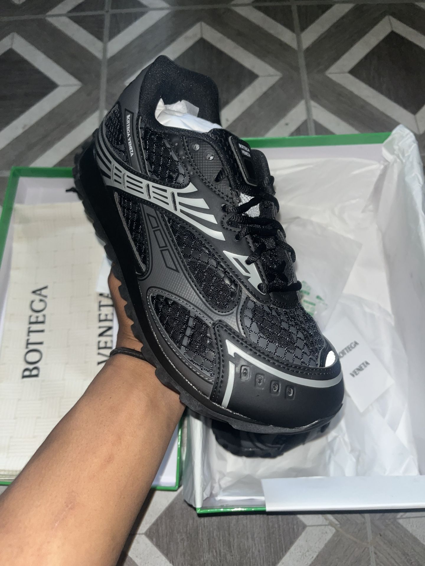 Bottega Veneta Orbit Black