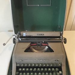 Vintage Royal Typewriter