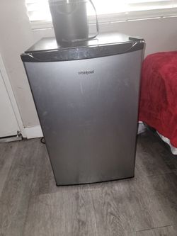Mini fridge & coffee maker