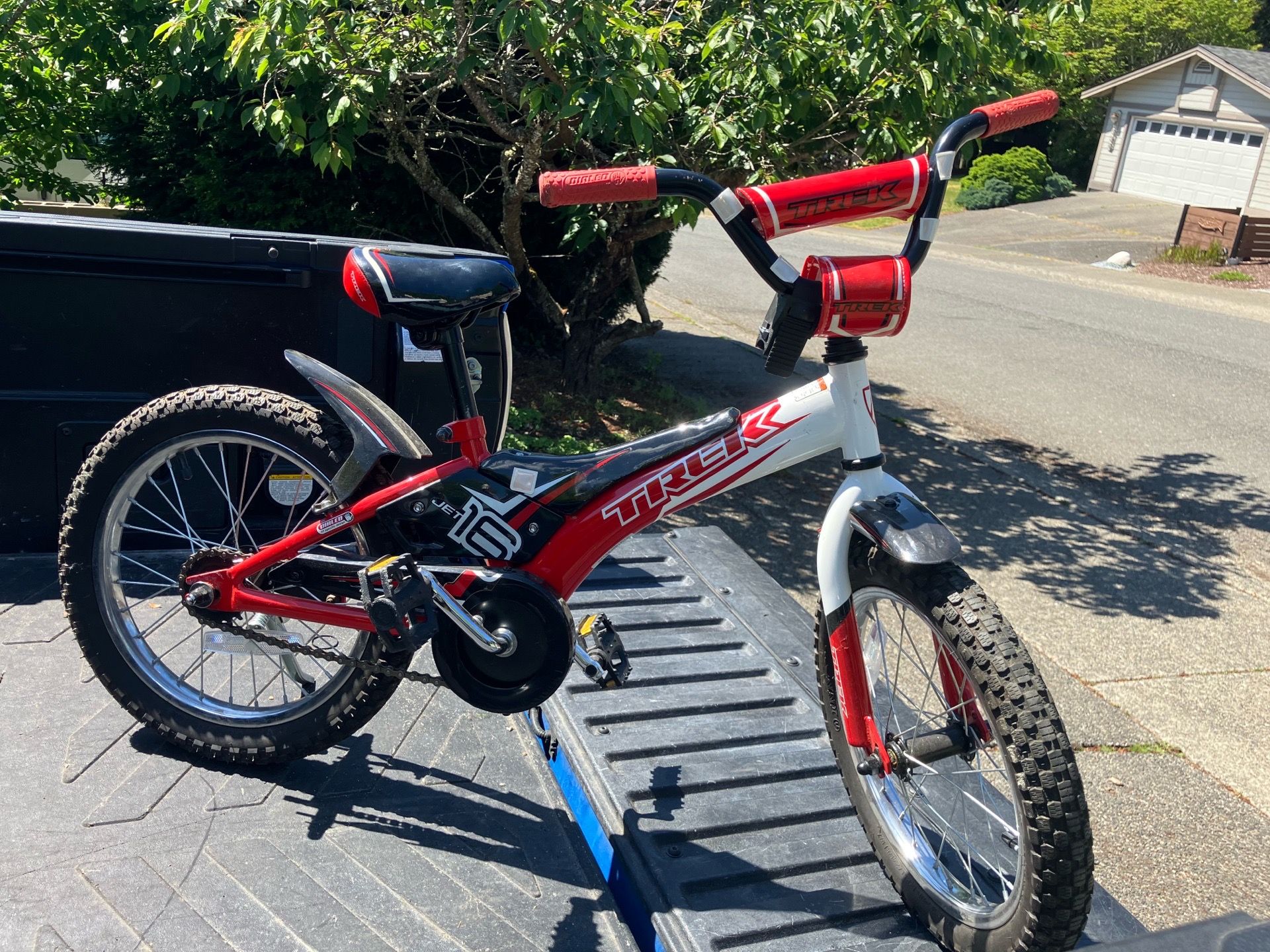 Child Kid Children Bike 16” Wheels Bicycle Tricycle Trike in Good Condition