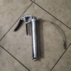 $20 pistol grip manual grease gun