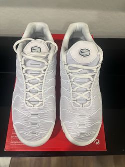 Nike Air Max Plus White Sneakers women’s size 8 brand new