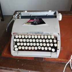 Sears Tower Citation 88 Typewriter 