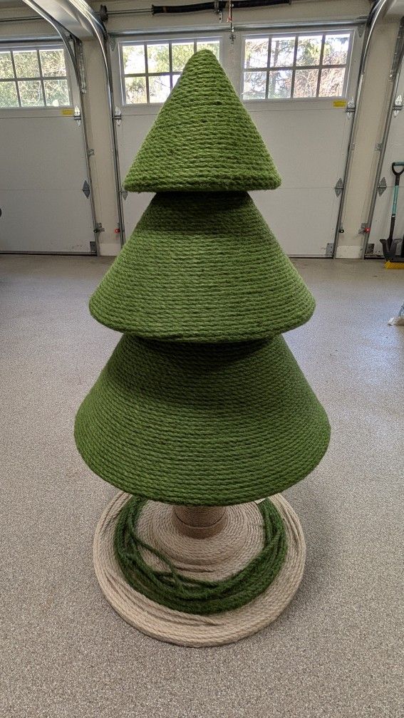 Cat Scratch Tree Christmas