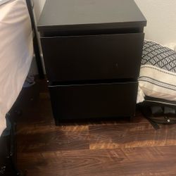 Set Of 2 Black Side Tables 