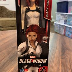 Marvel Avengers Black Widow 9”Posable Figure 