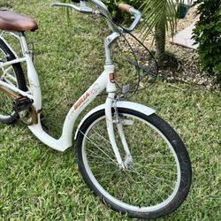 Biria 7-speed Easy Board Bike