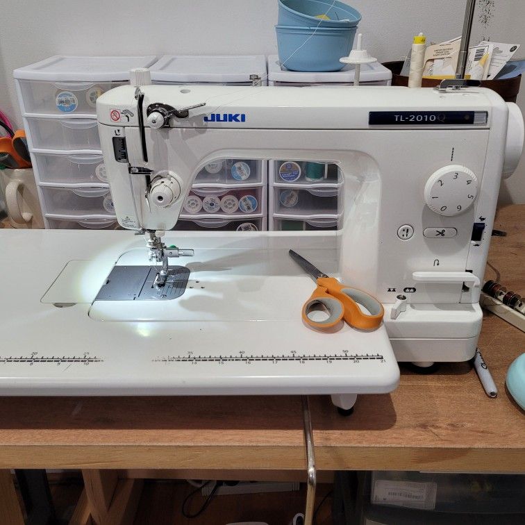 Juki TL2010Q Sewing Machine