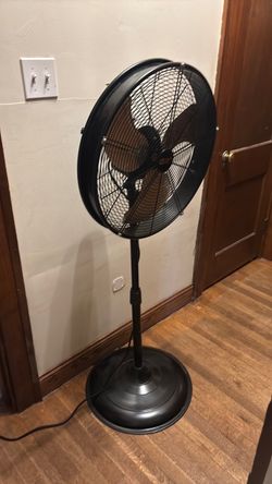Black Pedestal Standing Floor Fan