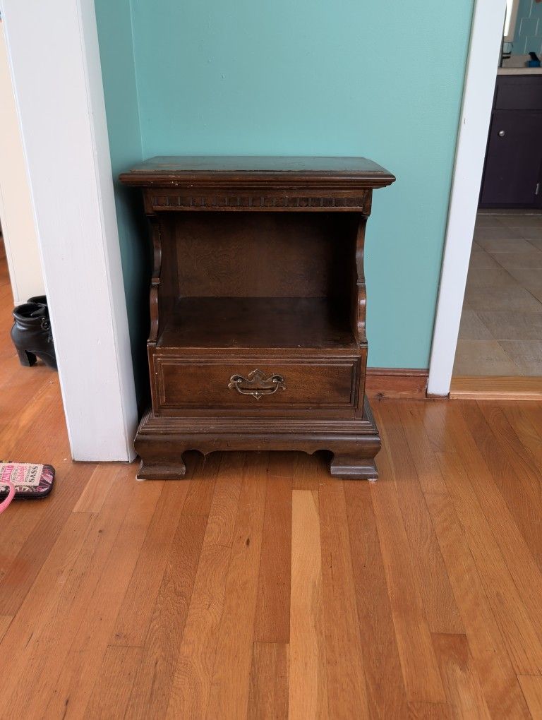 2 Ethan Allen Side Tables