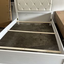 Queen Size Led Light Bedframe 