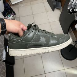 Nike Dunk Low Sequoia Size 10